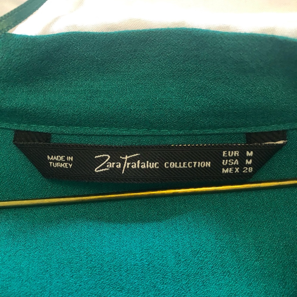 Zara Blouse - Picture 2 of 4
